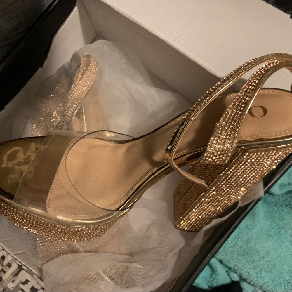 Brand new heels